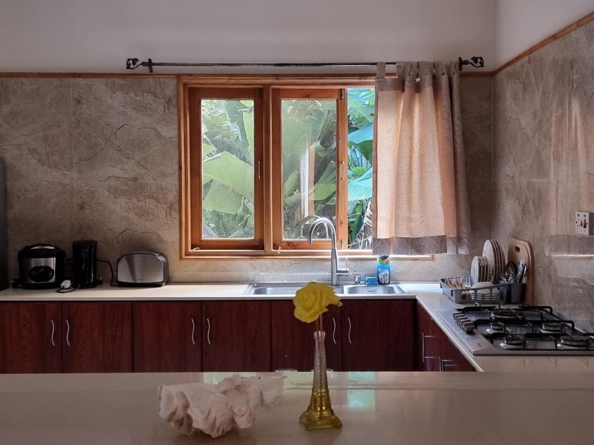 Gala Beach Self-Catering Glacis  Εξωτερικό φωτογραφία
