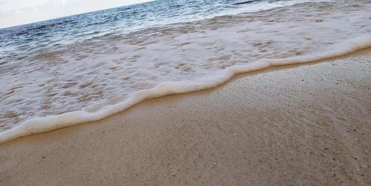 Gala Beach Self-Catering Glacis  Εξωτερικό φωτογραφία