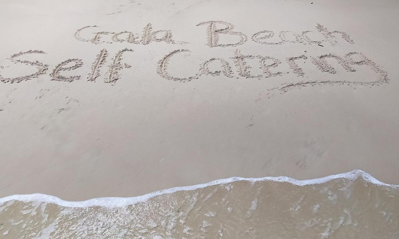 Gala Beach Self-Catering Glacis  Εξωτερικό φωτογραφία
